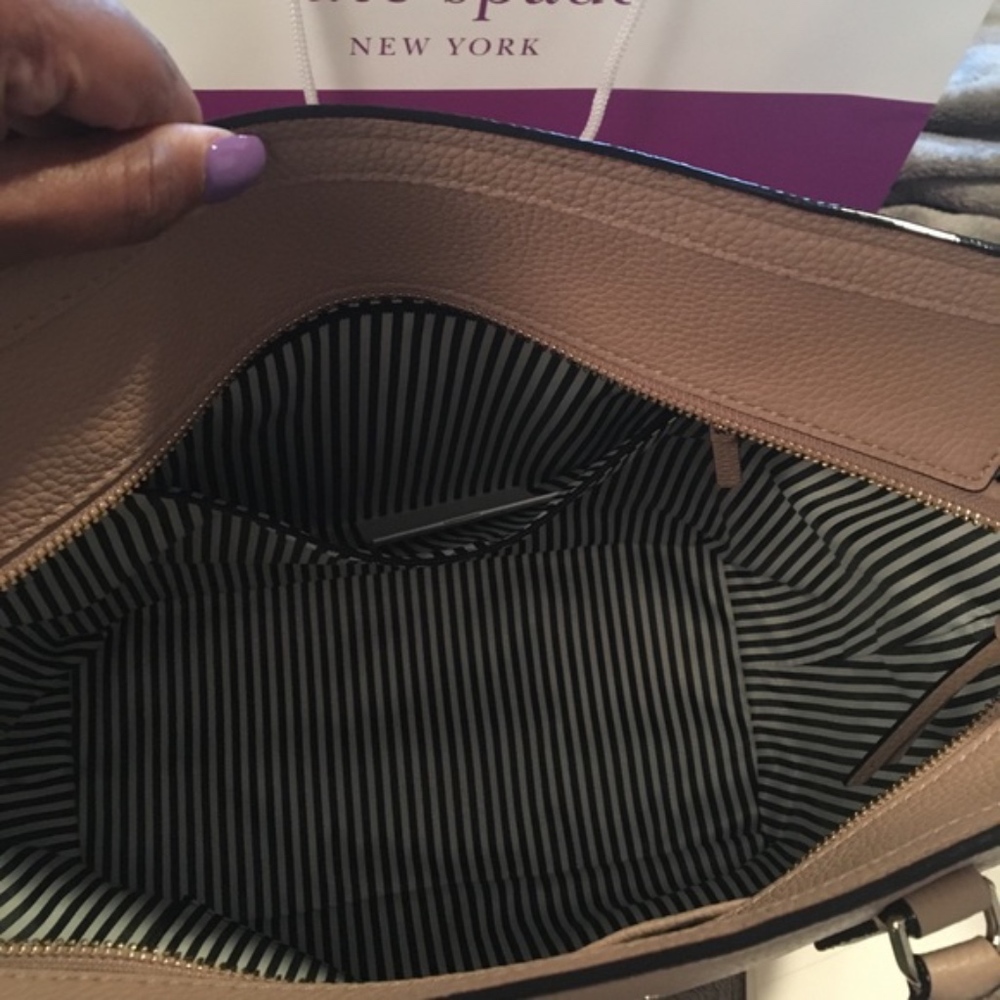 Kate Spade - Picture 2 of 3